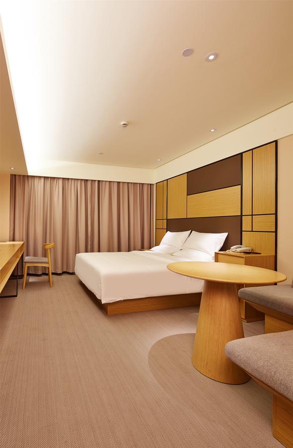 Ji Hotel Harbin West Railway Station Wanda Plaza Exterior photo